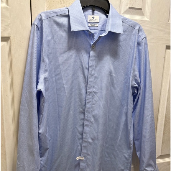 Ryan Seacrest shirt - Picture 1 of 5